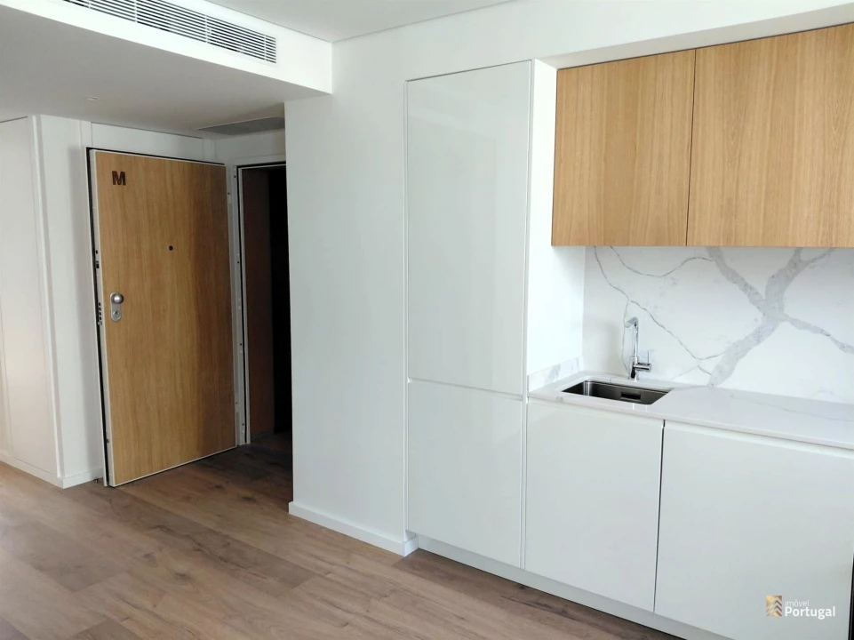 Apartamento T1 para Arrendamento em Cedofeita, Santo Ildefonso, Sé, Miragaia, São Nicolau e Vitória Foto 1
