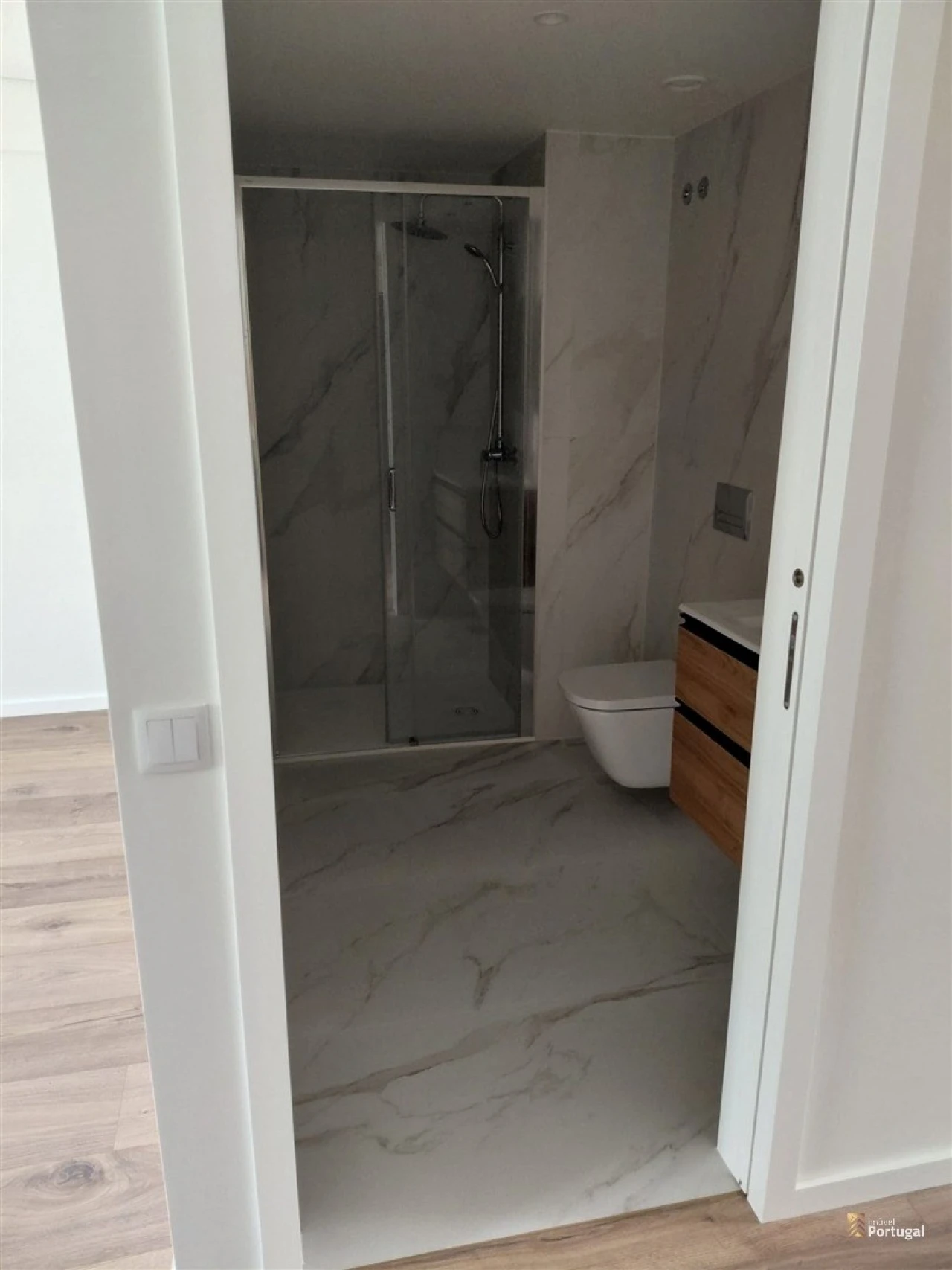 Apartamento T1 para Arrendamento em Cedofeita, Santo Ildefonso, Sé, Miragaia, São Nicolau e Vitória Foto 6