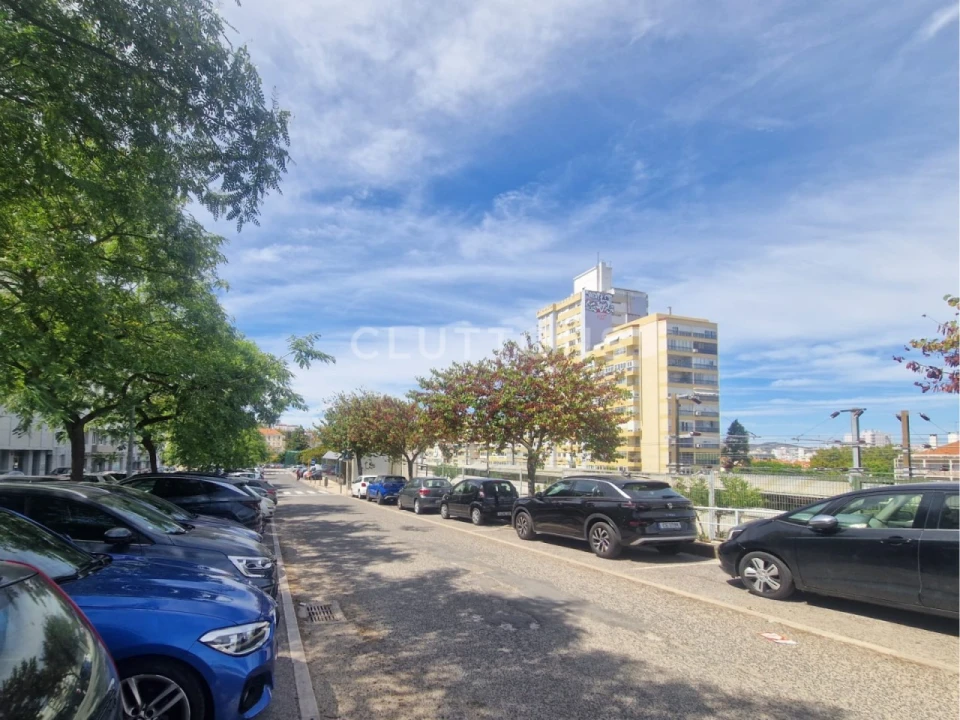 Apartamento T3 para Venda em Benfica Foto 17