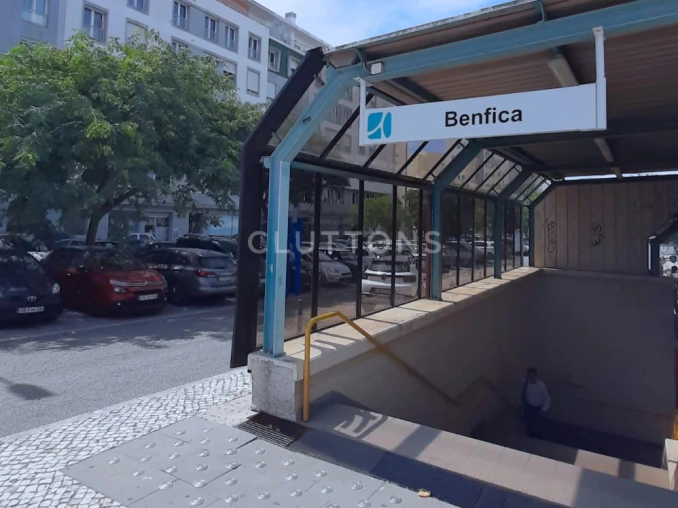 Apartamento T3 para Venda em Benfica Foto 18