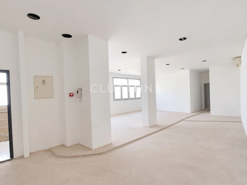 Apartamento T3 para Venda em Benfica Foto 3