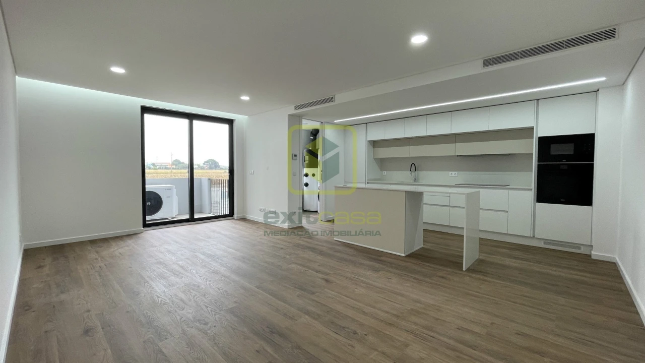 Apartamento T2 para Venda em São Bernardo Foto 6