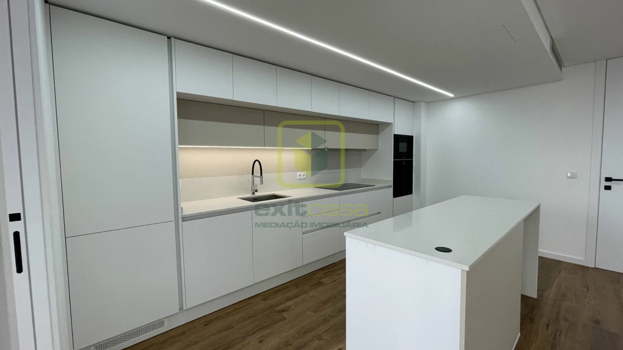 Apartamento T2 para Venda em São Bernardo Foto 2