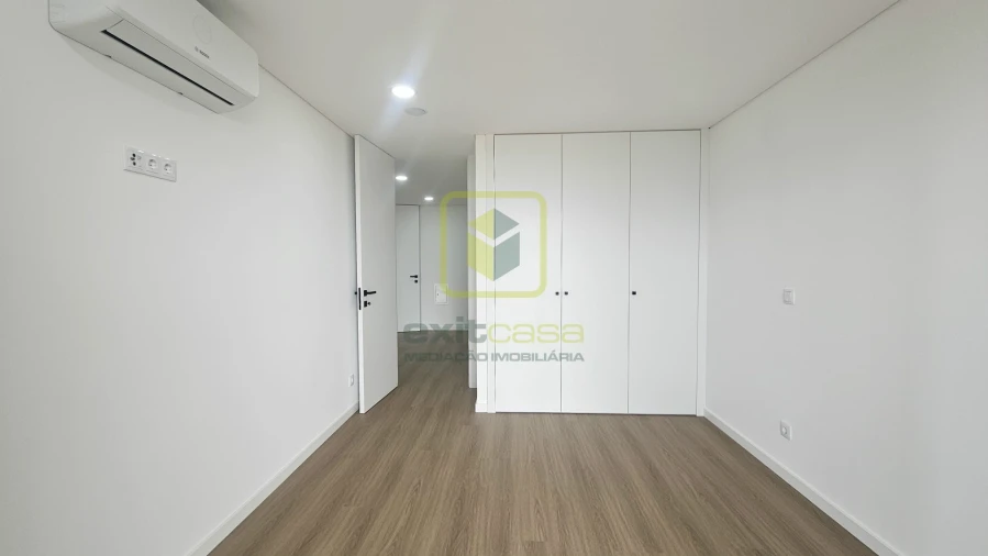 Apartamento T3 para Venda em São Bernardo Foto 12