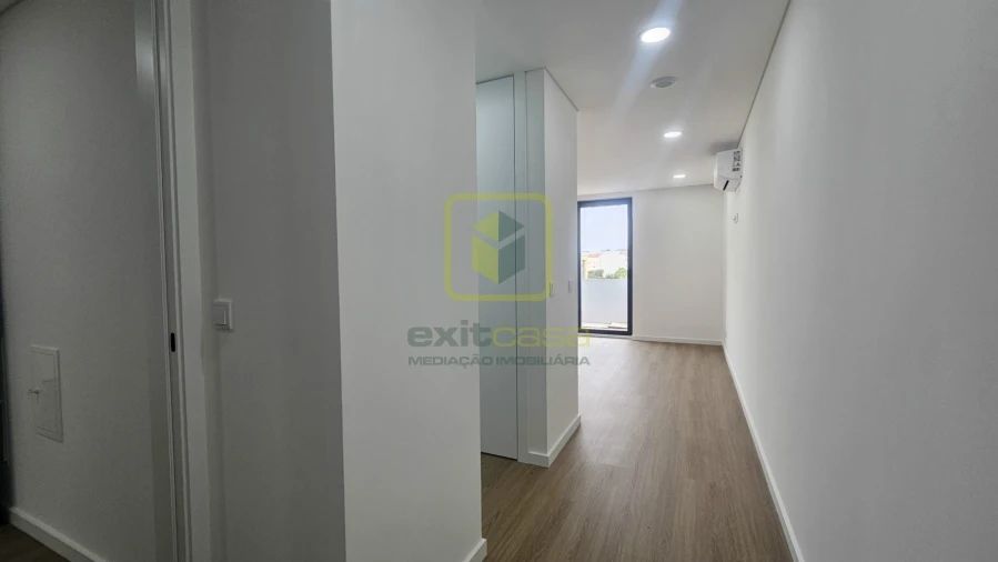 Apartamento T3 para Venda em São Bernardo Foto 13