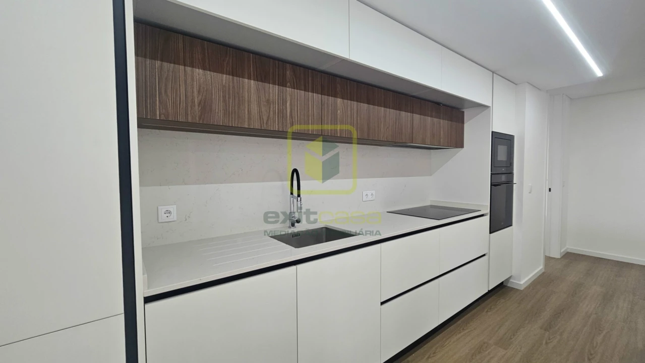 Apartamento T3 para Venda em São Bernardo Foto 3
