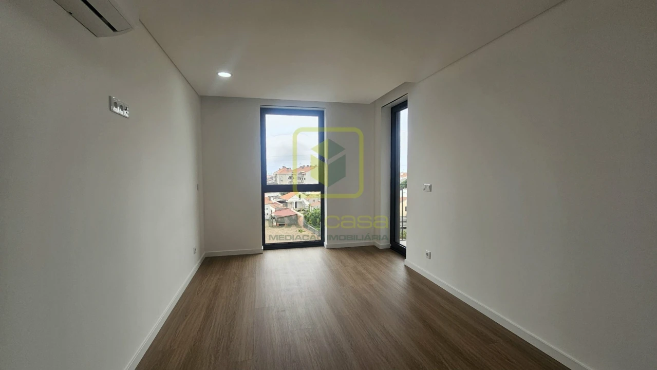 Apartamento T3 para Venda em São Bernardo Foto 9