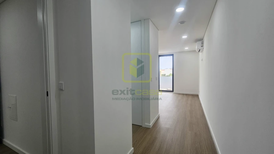 Apartamento T3 para Venda em São Bernardo Foto 13