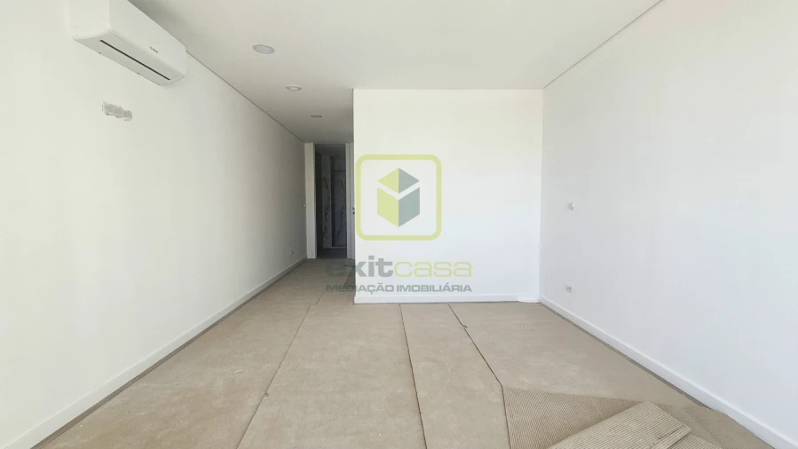 Apartamento T4 para Venda em São Bernardo Foto 9