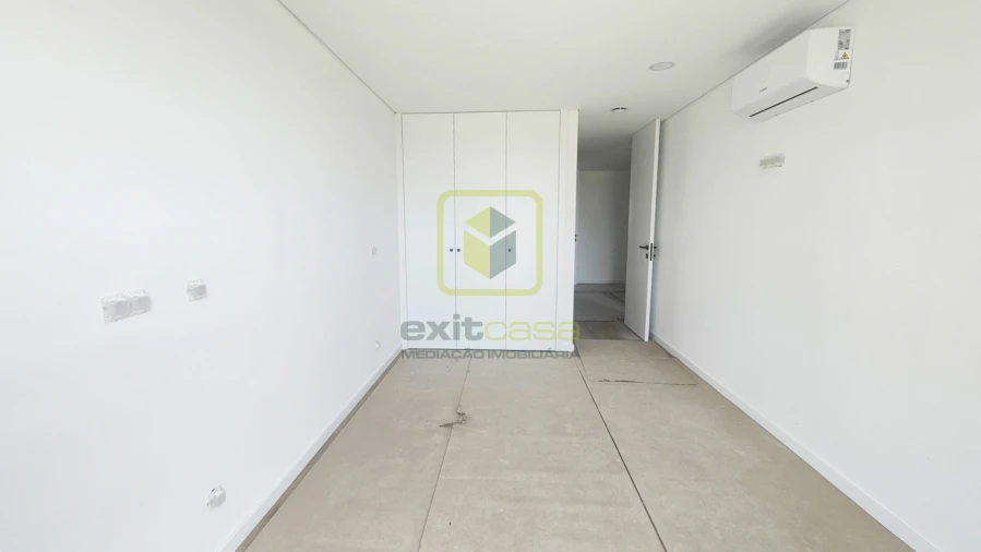 Apartamento T4 para Venda em São Bernardo Foto 11
