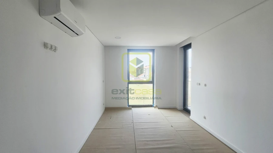 Apartamento T4 para Venda em São Bernardo Foto 12