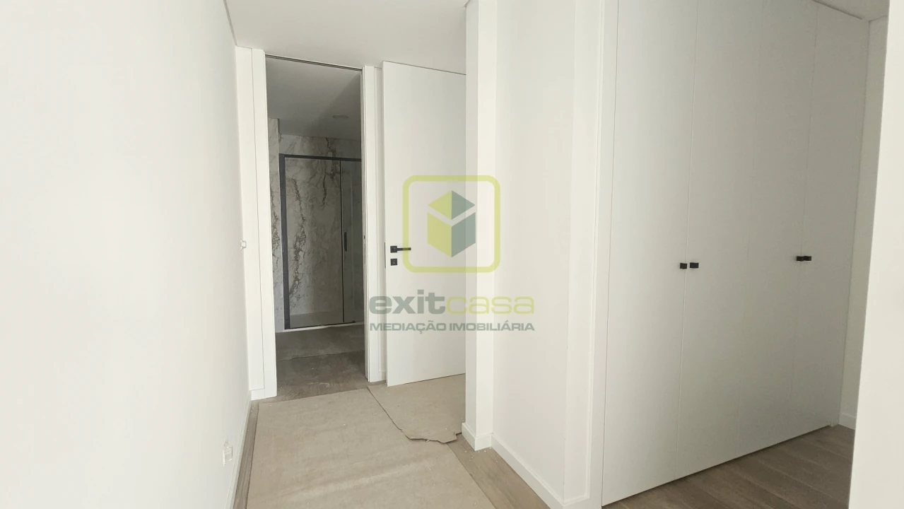 Apartamento T4 para Venda em São Bernardo Foto 7