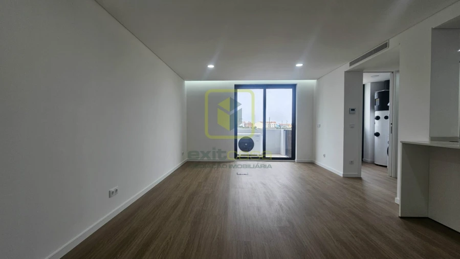 Apartamento T3 para Venda em São Bernardo Foto 3