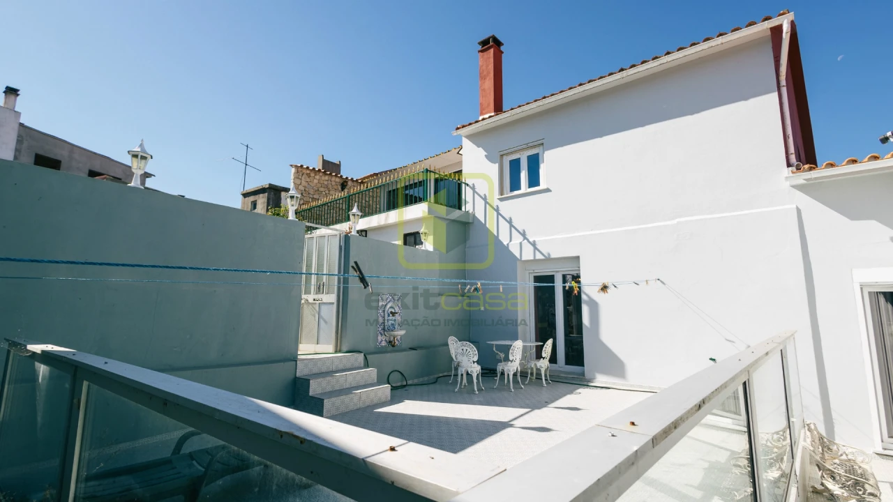Moradia T4 para Venda em Abrunheira, Verride e Vila Nova da Barca Foto 46