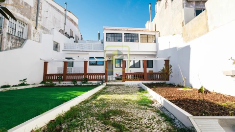 Moradia T4 para Venda em Buarcos