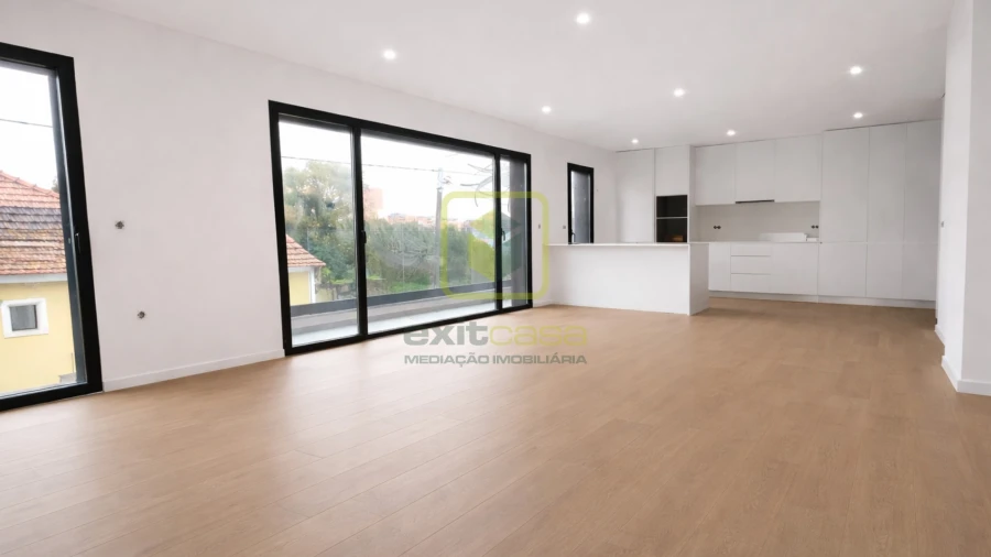 Apartamento T2 para Venda em Esgueira