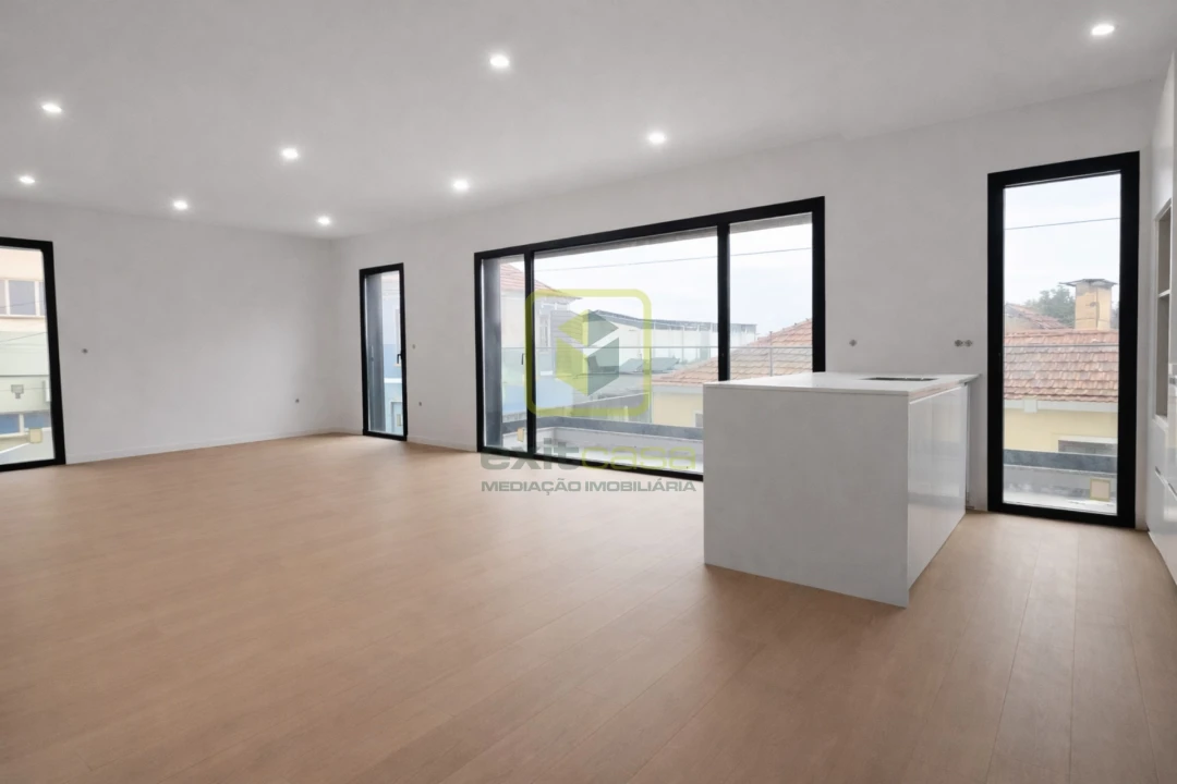 Apartamento T2 para Venda em Esgueira Foto 5