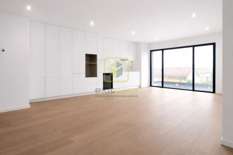 Apartamento T2 para Venda em Esgueira Foto 4