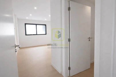 Apartamento T2 para Venda em Esgueira