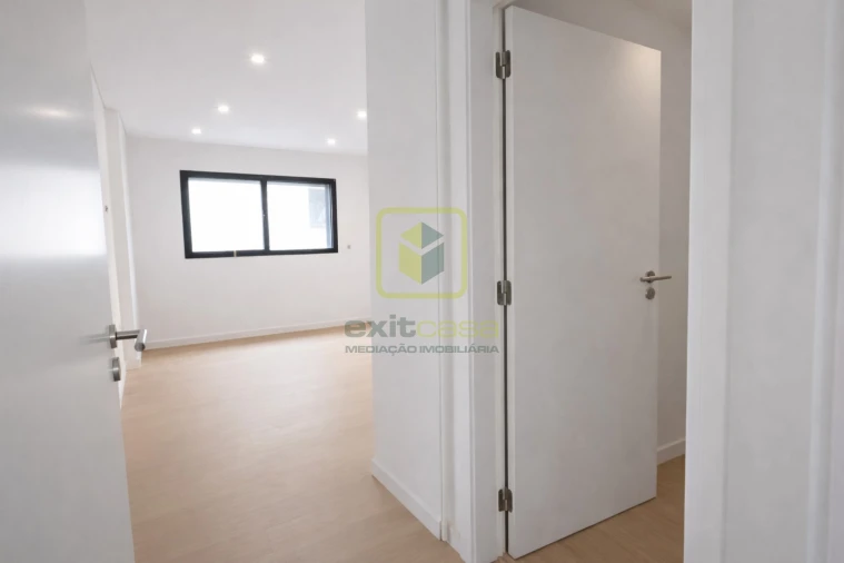 Apartamento T2 para Venda em Esgueira Foto 13