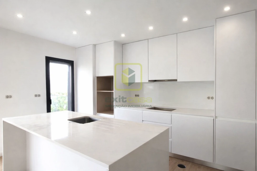 Apartamento T2 para Venda em Esgueira Foto 2