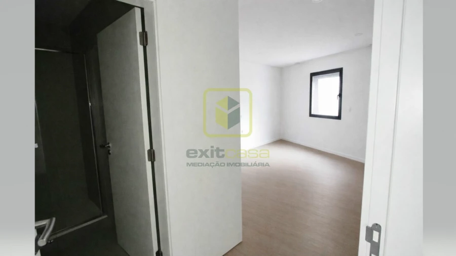 Apartamento T2 para Venda em Esgueira Foto 3