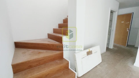 Apartamento T3 para Venda em Esgueira