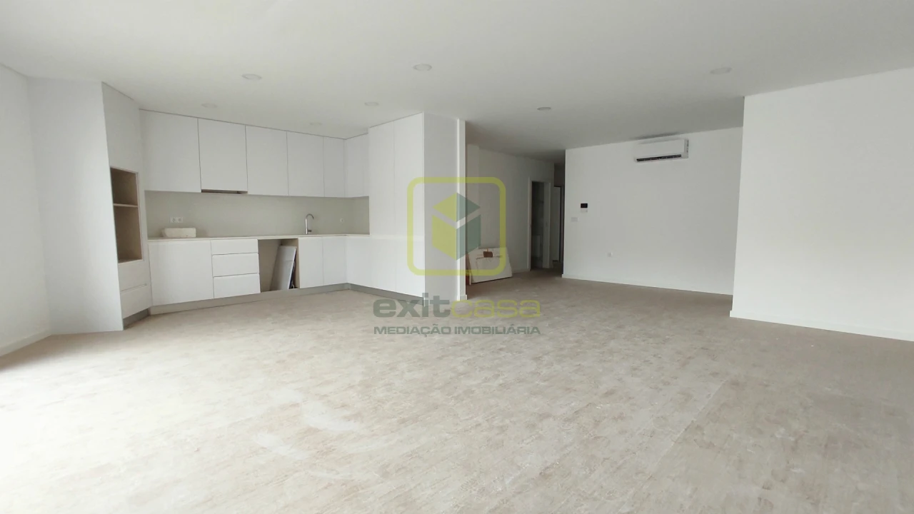 Apartamento T3 para Venda em Esgueira Foto 1