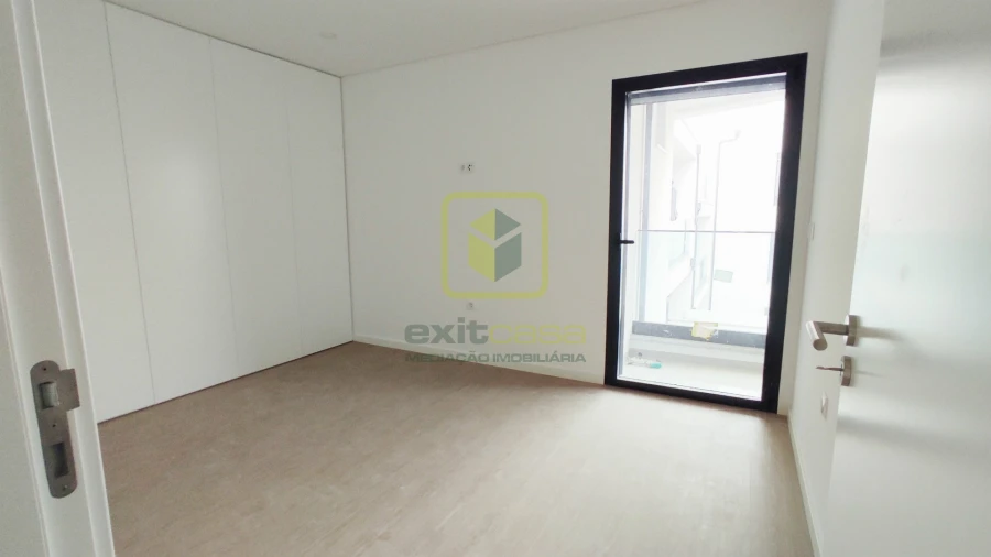 Apartamento T3 para Venda em Esgueira Foto 4