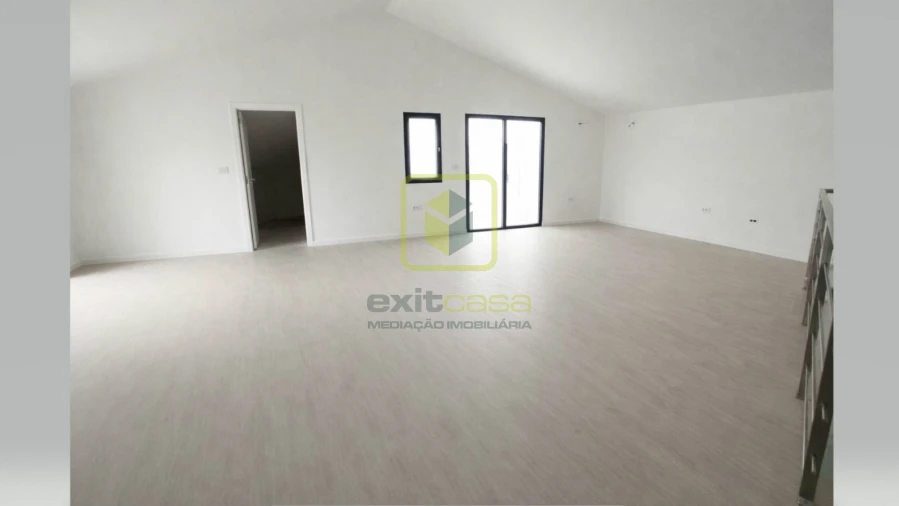 Apartamento T3 para Venda em Esgueira Foto 10
