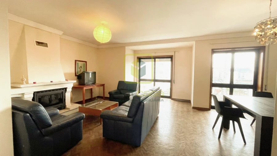 Apartamento T3 para Venda em Glória e Vera Cruz Foto 6