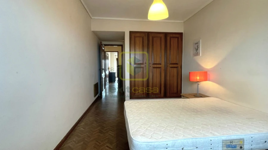 Apartamento T3 para Venda em Glória e Vera Cruz Foto 13