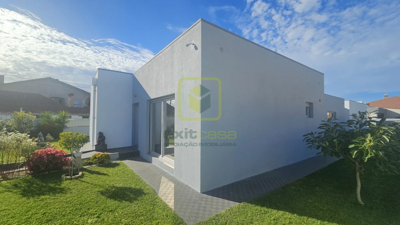 Moradia T4 para Venda em Gafanha da Nazaré Foto 28