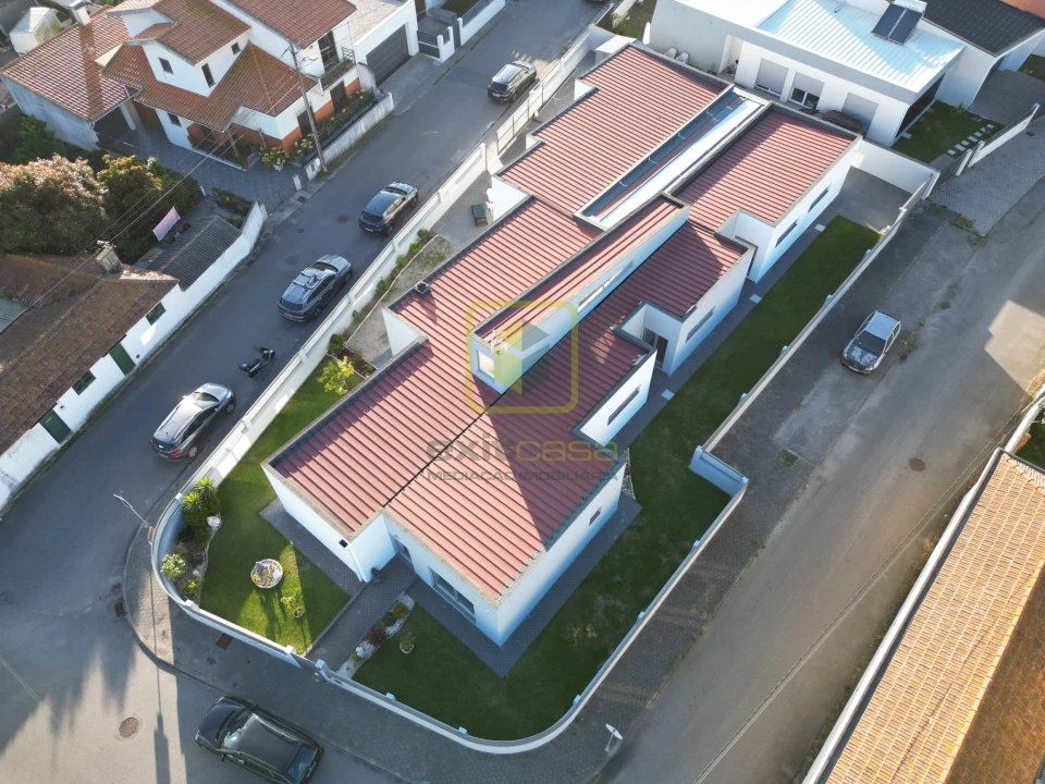 Moradia T4 para Venda em Gafanha da Nazaré Foto 33