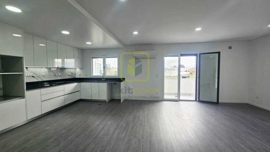 Apartamento T2 para Venda em Santa Joana Foto 4