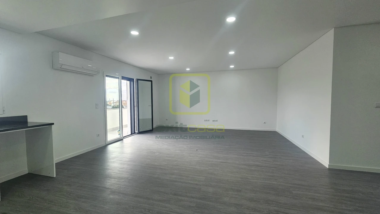 Apartamento T2 para Venda em Santa Joana Foto 1