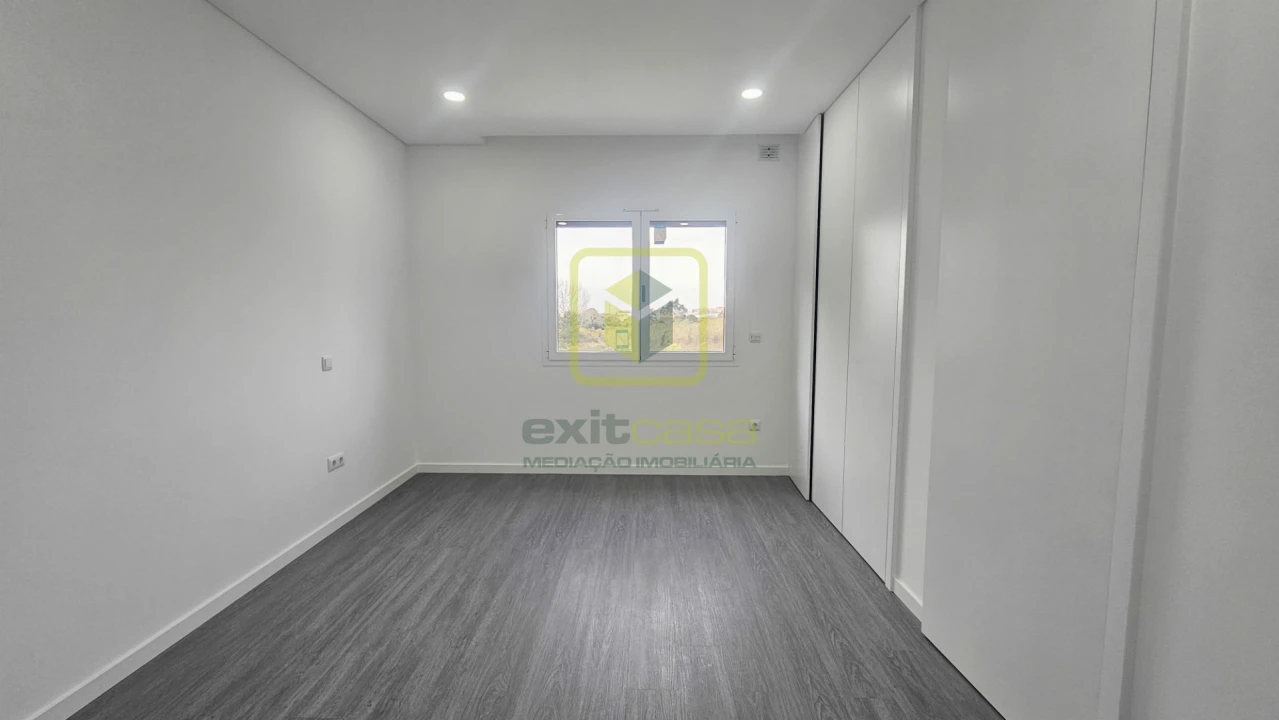 Apartamento T2 para Venda em Santa Joana Foto 9
