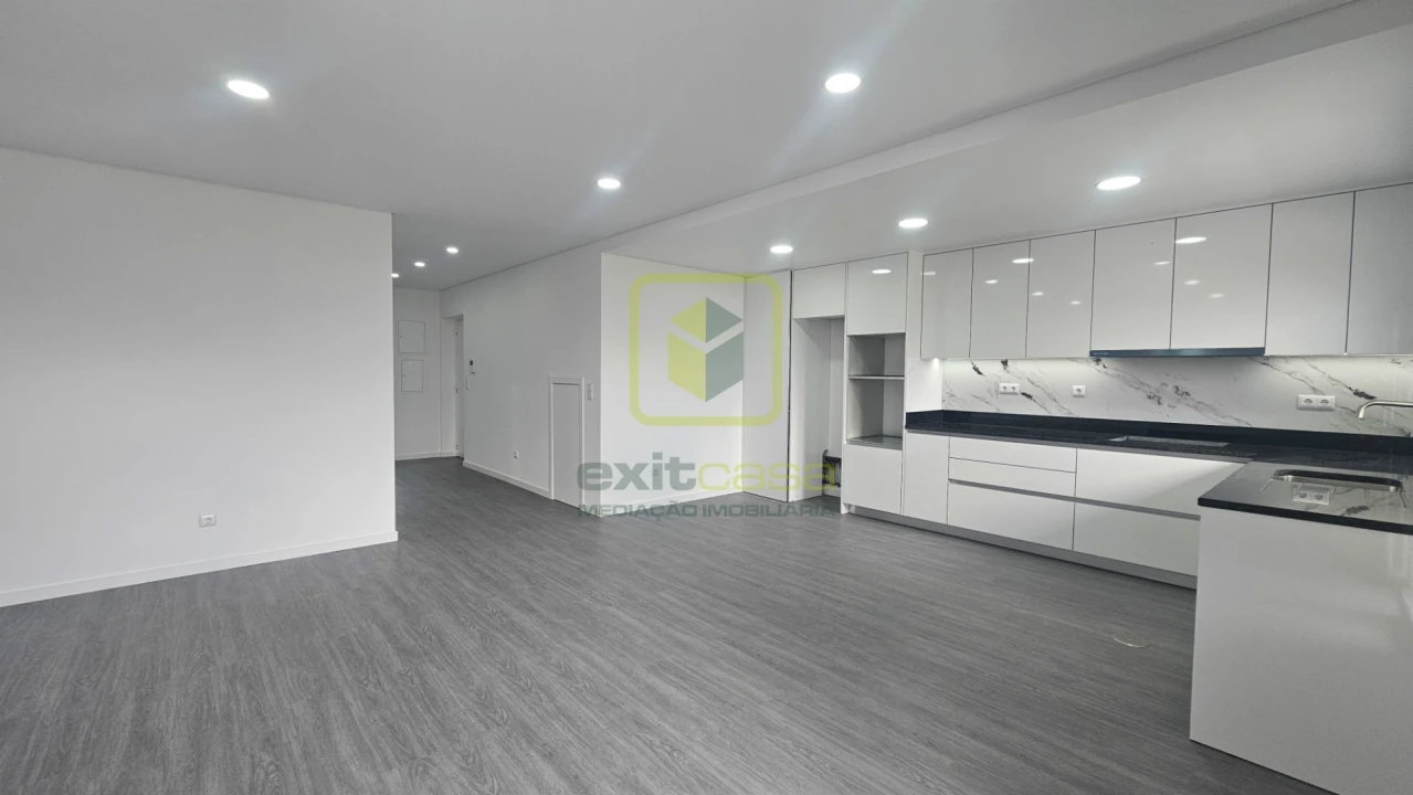 Apartamento T2 para Venda em Santa Joana Foto 2