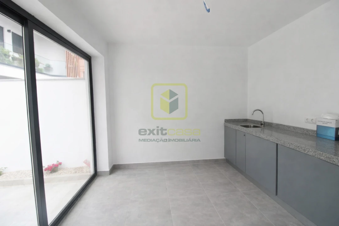 Moradia T4 para Venda em Ílhavo (São Salvador) Foto 28