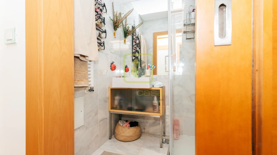 Apartamento T2 para Venda em Buarcos Foto 16