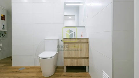 Apartamento T1 para Venda em Buarcos