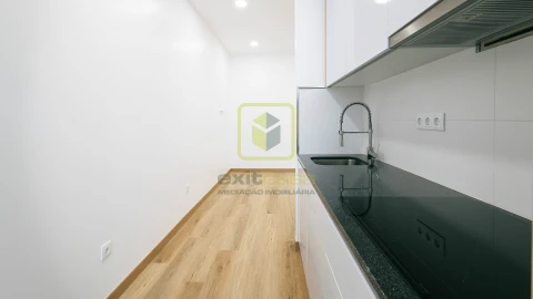 Apartamento T1 para Venda em Buarcos