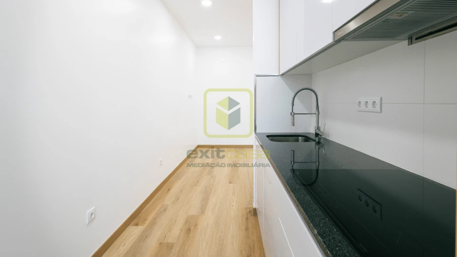 Apartamento T1 para Venda em Buarcos Foto 4
