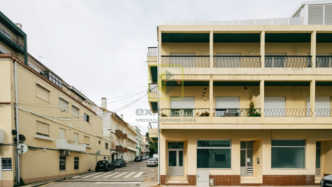 Apartamento T1 para Venda em Buarcos Foto 13