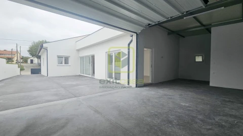 Moradia T4 para Venda em Santo Andre de Vagos