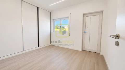 Moradia T4 para Venda em Santo Andre de Vagos