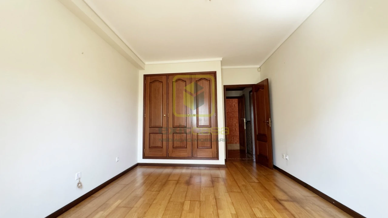 Moradia T3 para Venda em São Bernardo Foto 19