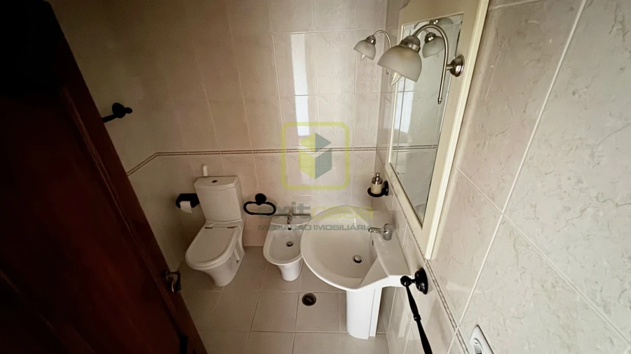 Moradia T3 para Venda em São Bernardo Foto 10