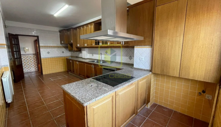 Moradia T3 para Venda em São Bernardo Foto 7