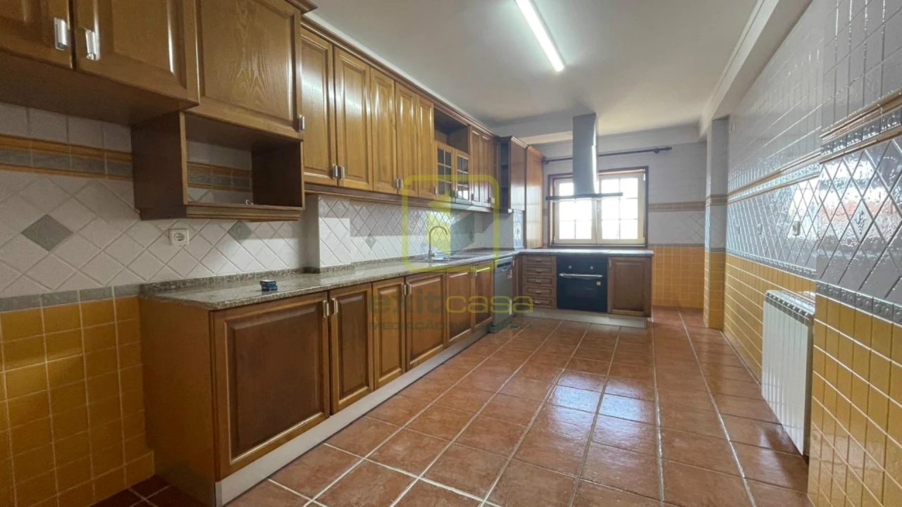 Moradia T3 para Venda em São Bernardo Foto 5